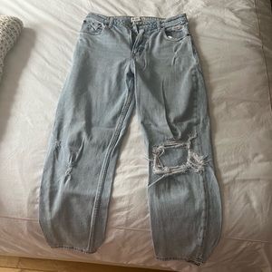 Abercrombie The Mom High Rise Jean